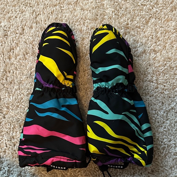 Burton toddler grommit Black and Multicolor Patterned Mittens - Picture 2 of 3